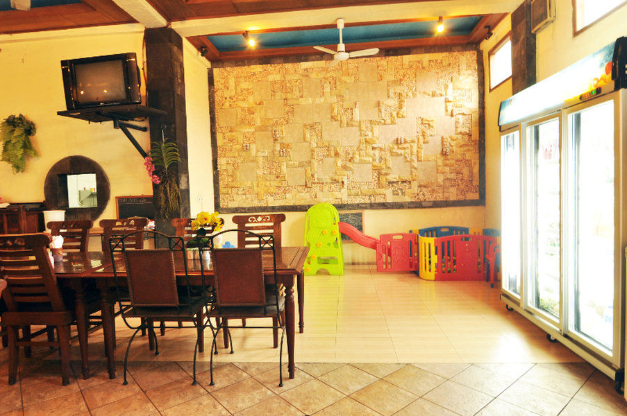 Jesens Inn I كوتا المظهر الخارجي الصورة